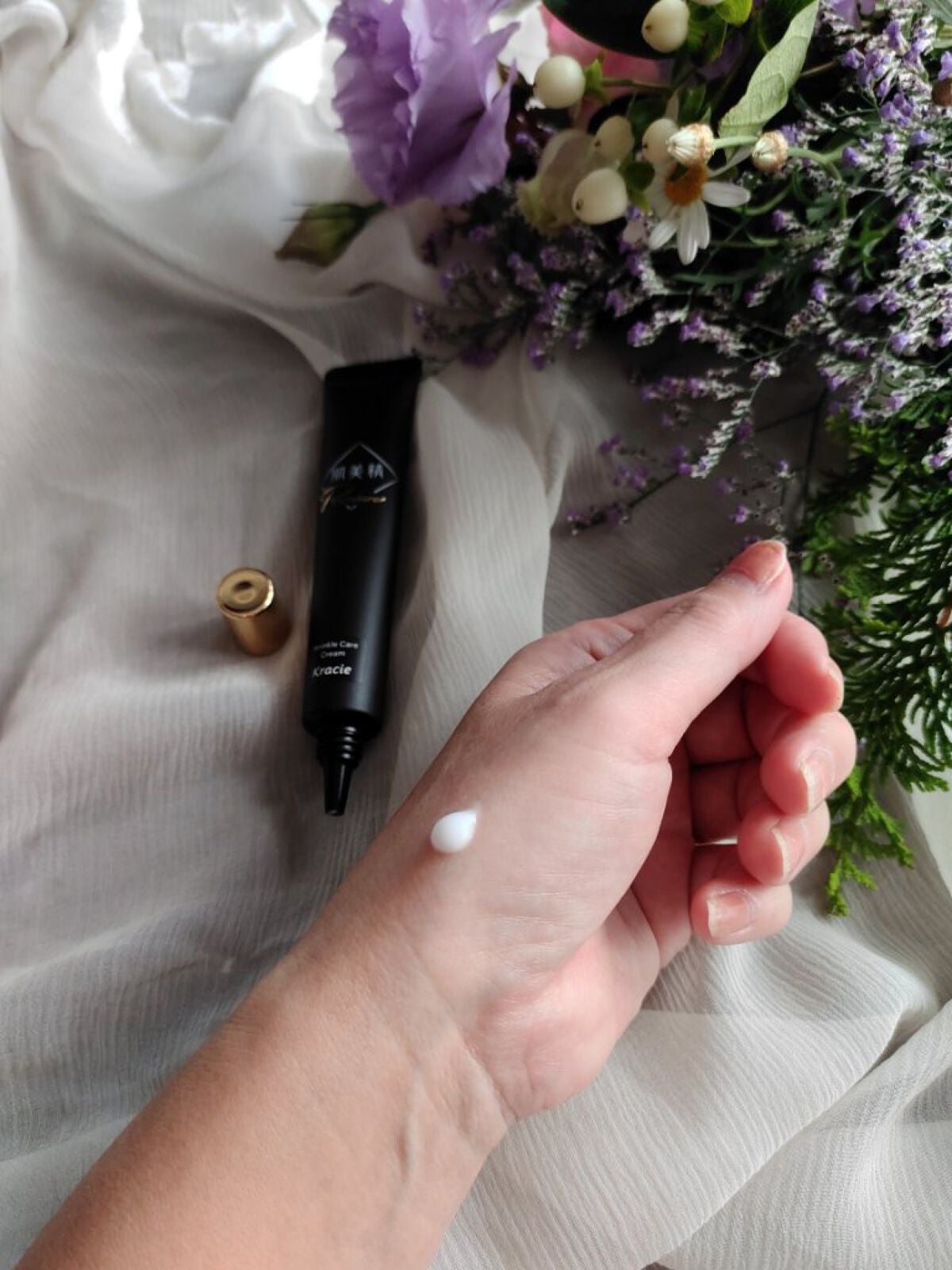 肌美精プレミア 薬用クリーム/肌美精/フェイスクリームを使ったクチコミ(2枚目)