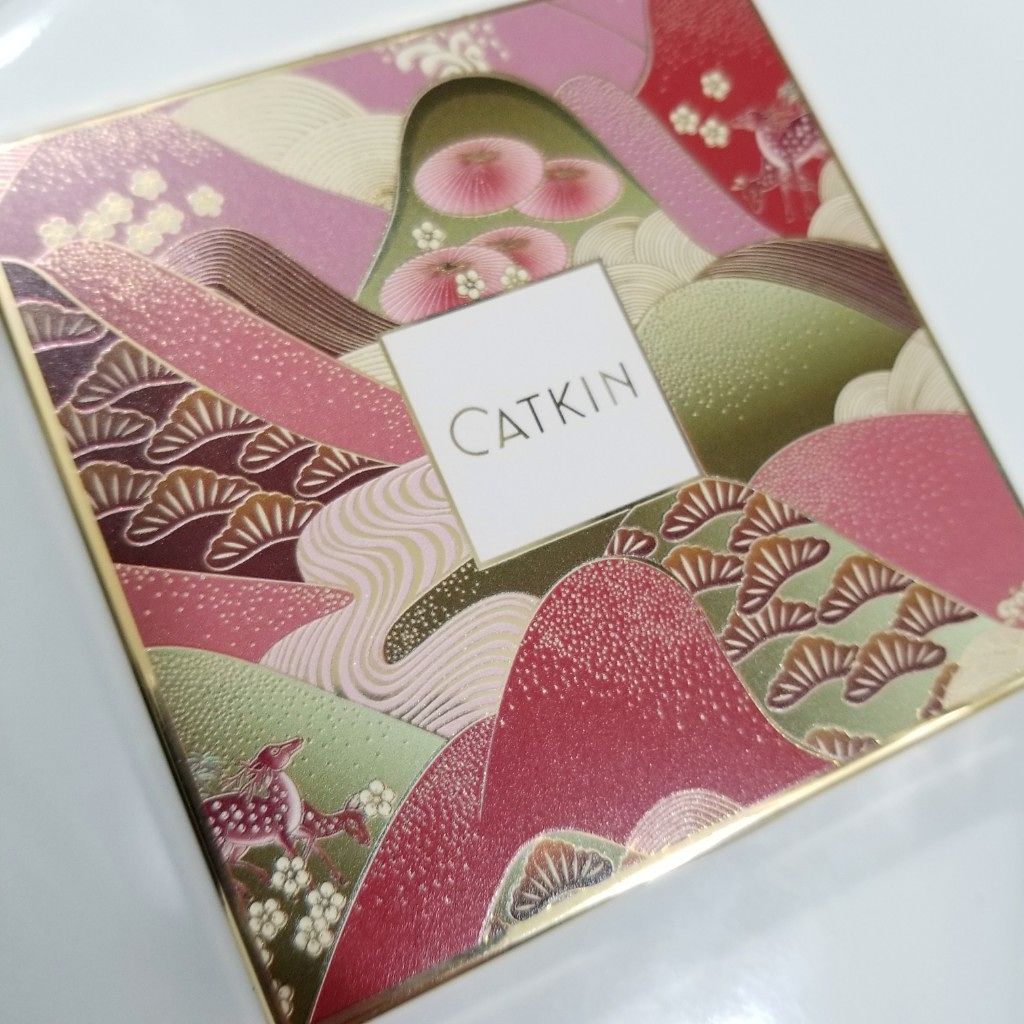 長相思シリーズ 9色アイシャドウパレット/CATKIN/アイシャドウパレットを使ったクチコミ(1枚目)