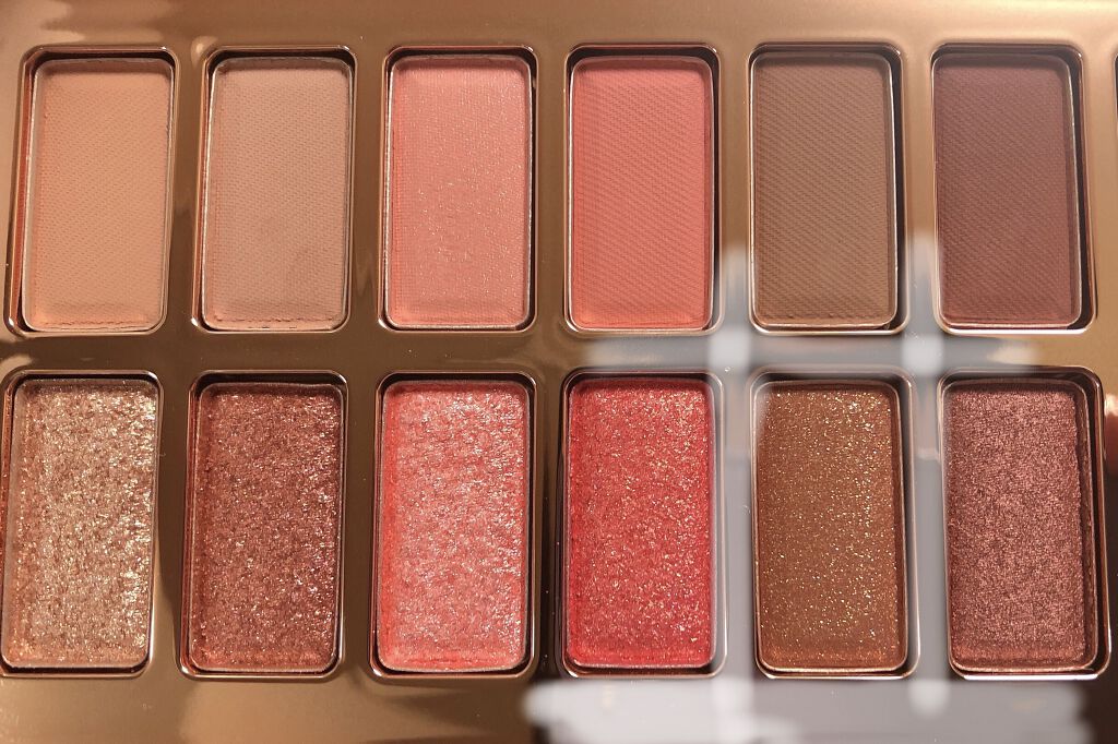 バレンタインボックス3ローズモーメント/VAVI MELLO/アイシャドウパレットを使ったクチコミ（1枚目）