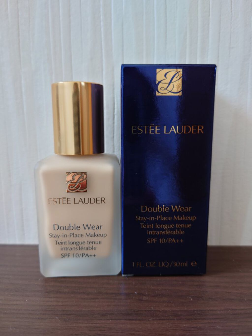 ダブル ウェア ステイ イン プレイス メークアップ  17 ボーン/ESTEE LAUDER/リキッドファンデーションを使ったクチコミ（1枚目）