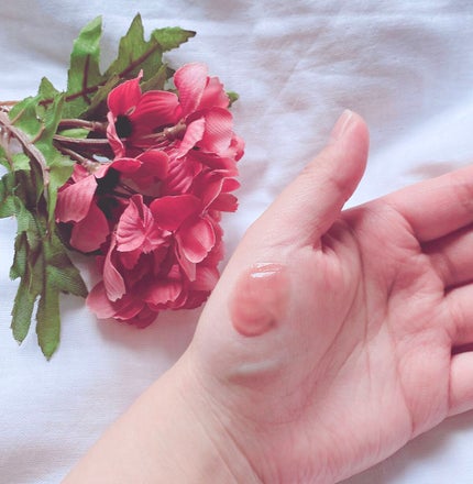 ニュアンスラップティント 103 花車(ガーベラ)ボルドー(限定カラー)/Fujiko/リップティントを使ったクチコミ(3枚目)