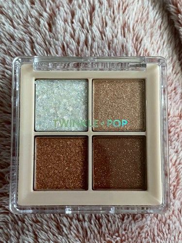 TWINKLE POP Pearl Flex Glitter Eye Palette ヘイ、ブラウン/CLIO/アイシャドウパレットを使ったクチコミ（2枚目）