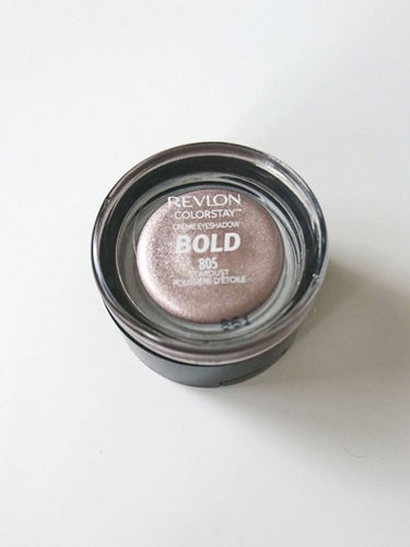 REVLON カラーステイ ベロア スティックのクチコミ「硬いテクスチャーのアイシャドウクリームで、クリームというよりソリッドのようなしっかりとした硬さ.....」（1枚目）