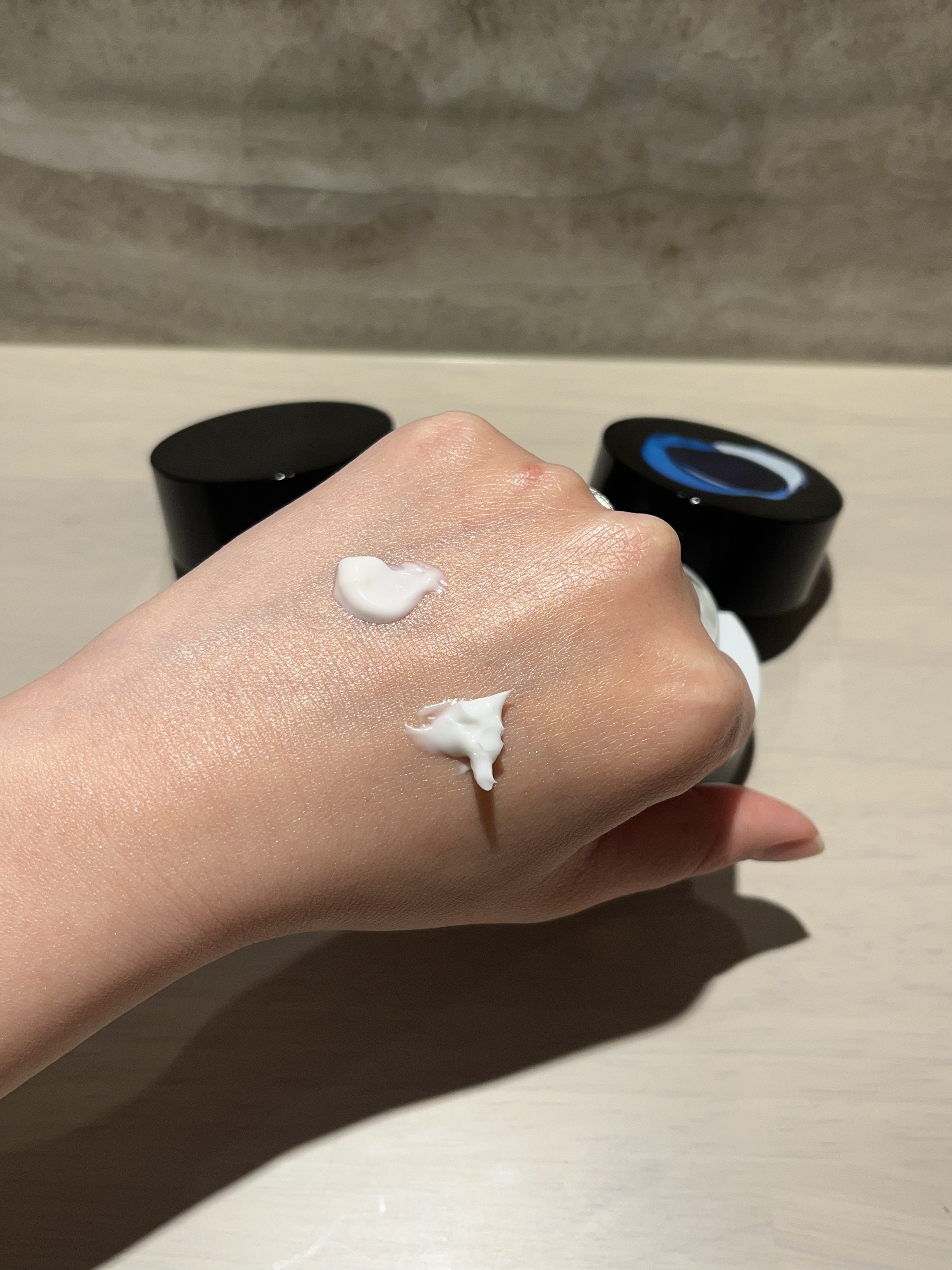 クリーム　イン　デイ/KANEBO/フェイスクリームを使ったクチコミ（3枚目）