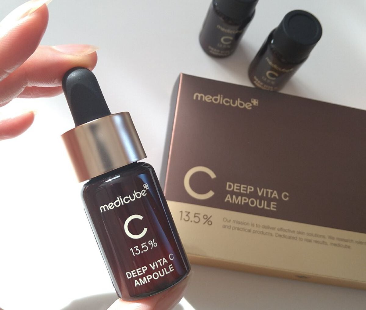 ディープビタCアンプル/MEDICUBE/美容液を使ったクチコミ(1枚目)