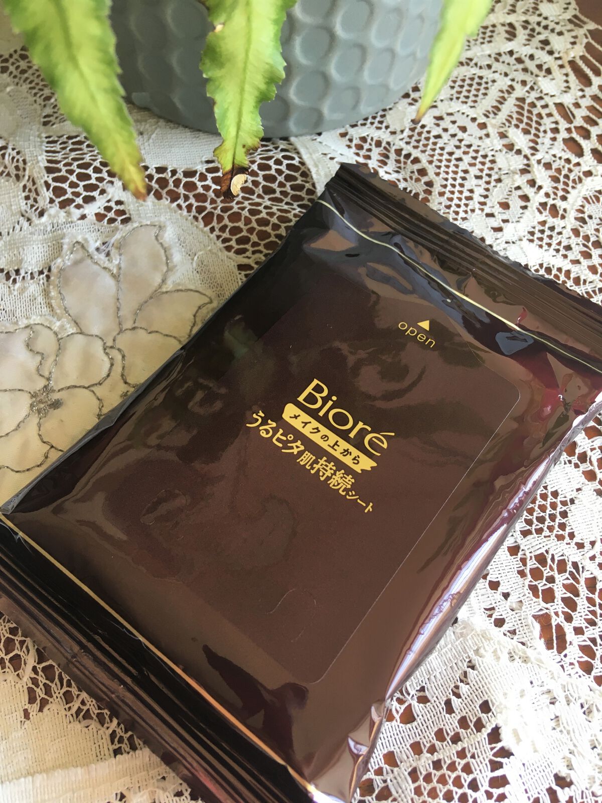 ビオレメイクの上からうるピタ肌持続シート/ビオレ/フェイスシートを使ったクチコミ（1枚目）