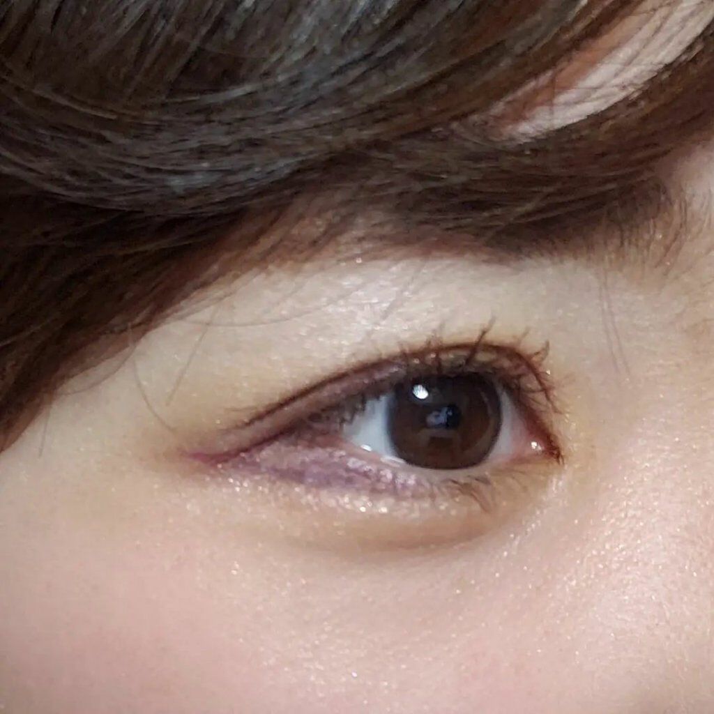 ダズルシャドウ/M・A・C/単色アイシャドウを使ったクチコミ（1枚目）