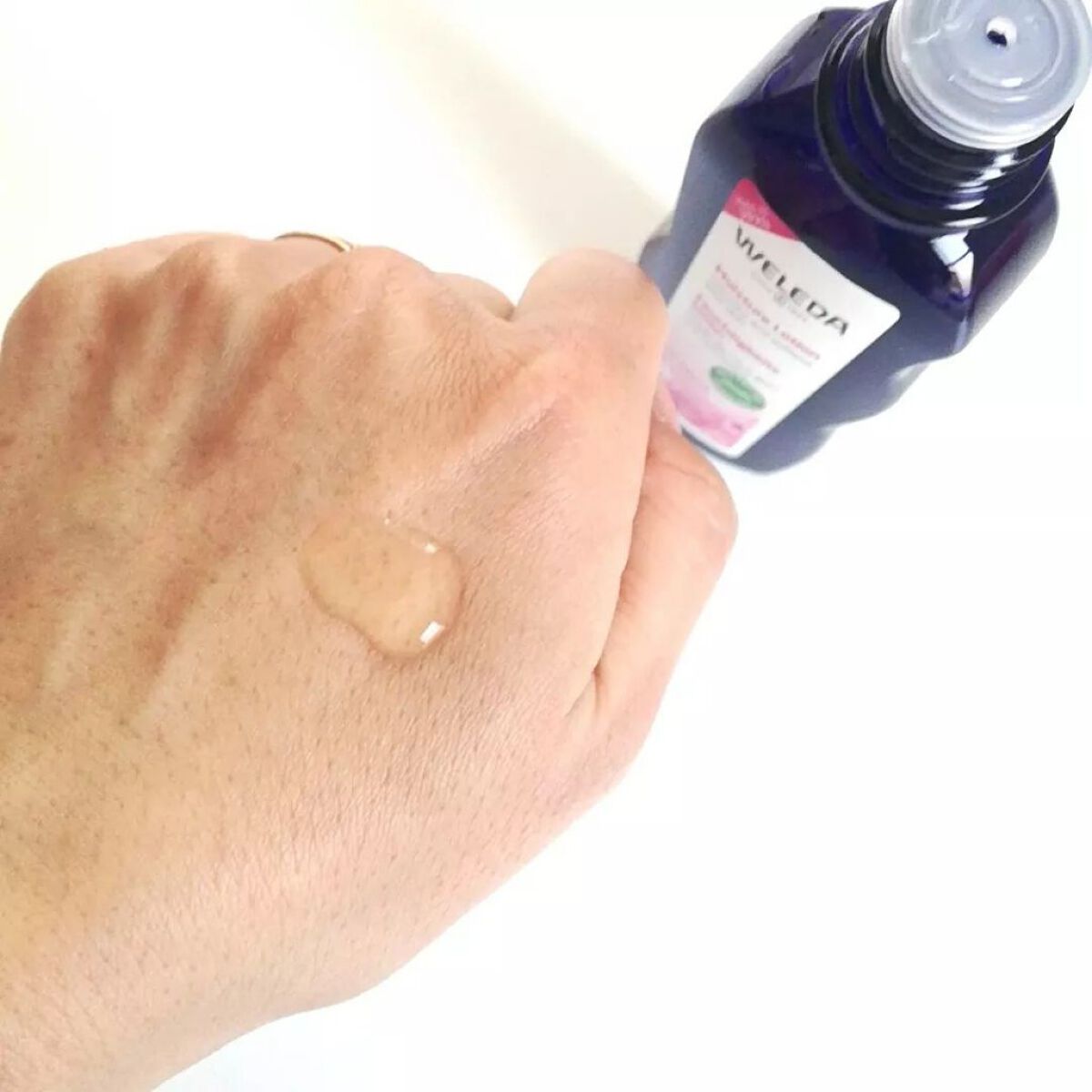 ワイルドローズ モイスチャーローション/WELEDA/化粧水を使ったクチコミ(3枚目)
