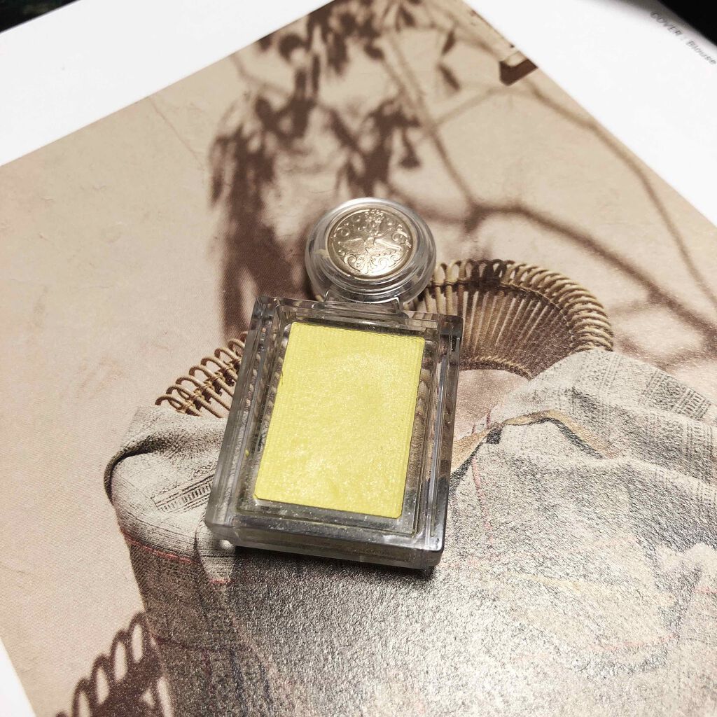 シャドーカスタマイズ/MAJOLICA MAJORCA/単色アイシャドウを使ったクチコミ（1枚目）