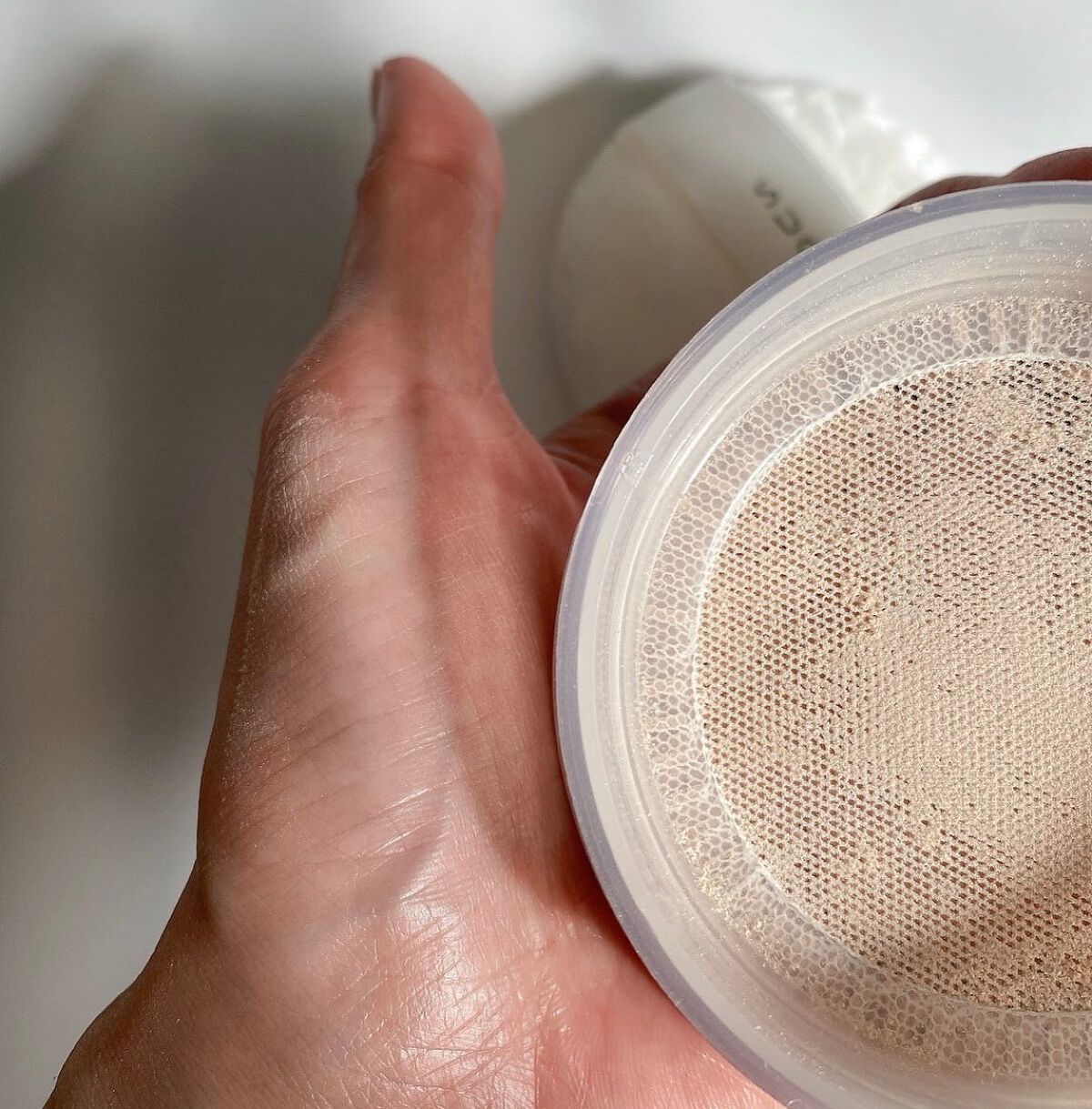 オイル リッチ グロウ ルース パウダー/SUQQU/ルースパウダーを使ったクチコミ(3枚目)