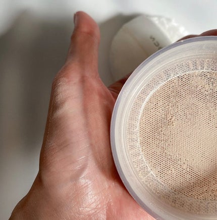 オイル リッチ グロウ ルース パウダー/SUQQU/ルースパウダーを使ったクチコミ(3枚目)