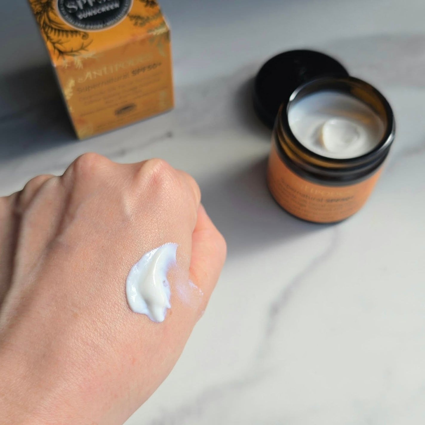 アンティポディース スーパーナチュラル SPF50+ フェイシャル サンスクリーン/Antipodes/日焼け止めクリームを使ったクチコミ(5枚目)