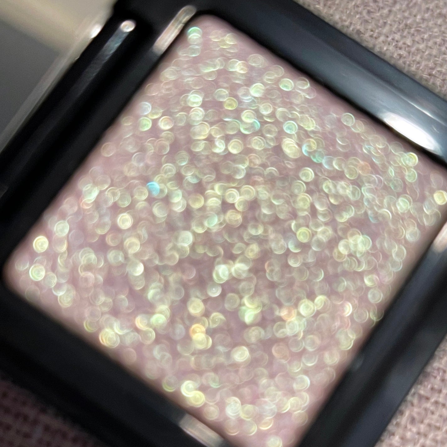 エレガンス ラズル スターアイカラー/エレガンス ラズル /単色アイシャドウを使ったクチコミ(3枚目)