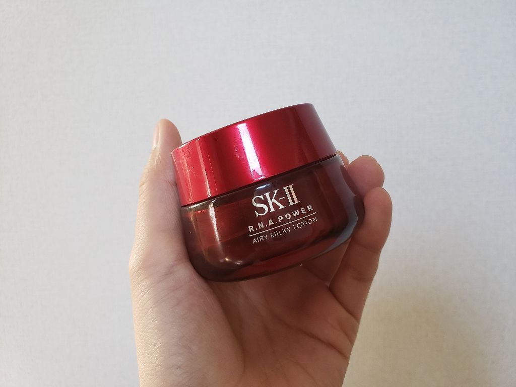 R.N.A.パワー エアリー ミルキー ローション/SK-II/乳液を使ったクチコミ（1枚目）