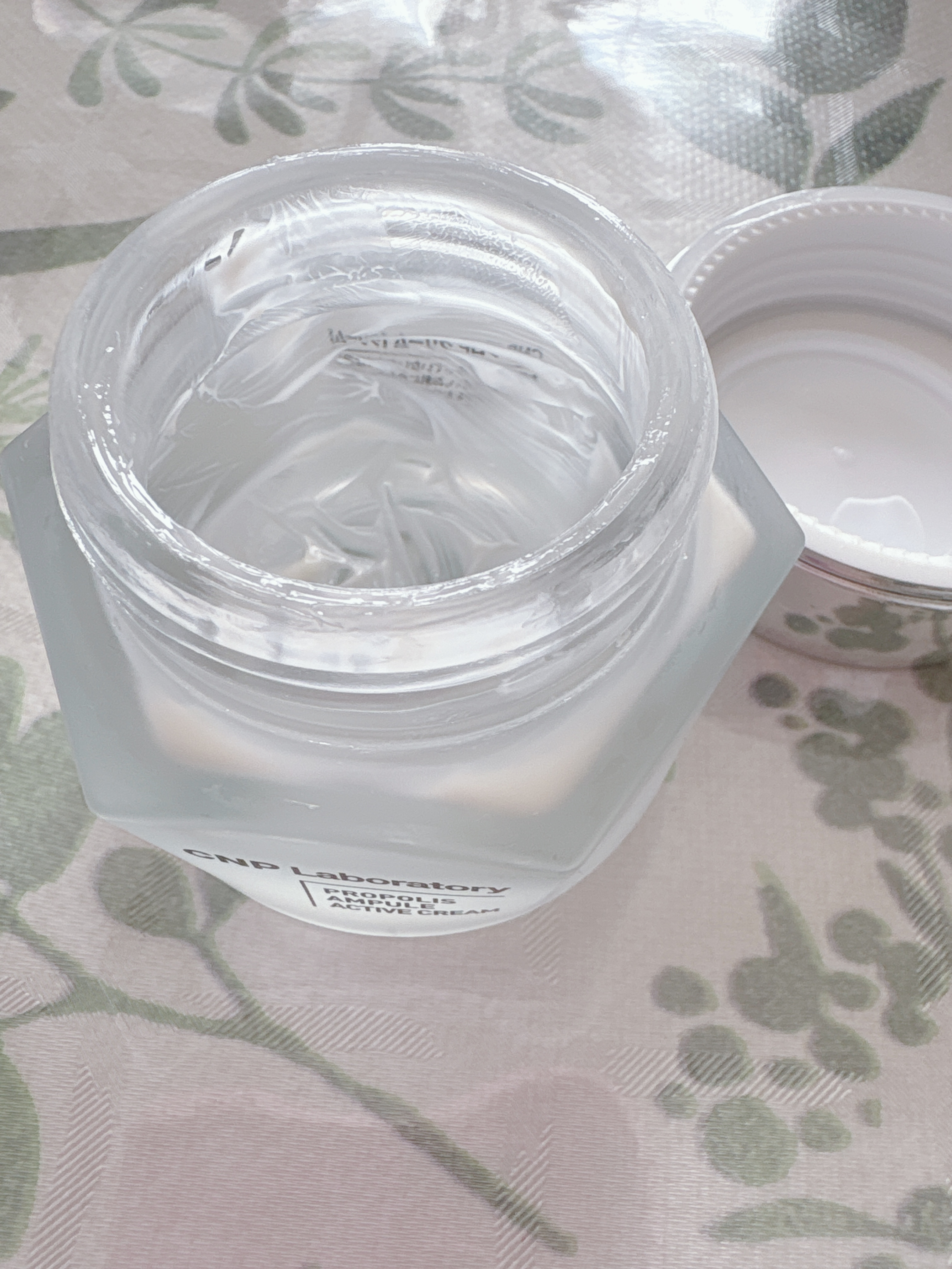 プロポリスアンプル オイルインクリーム/CNP Laboratory/フェイスクリームを使ったクチコミ（2枚目）