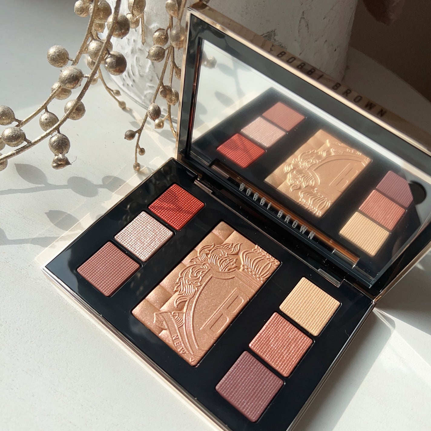 リュクス アイ & チーク パレット/BOBBI BROWN/アイシャドウパレットを使ったクチコミ(3枚目)