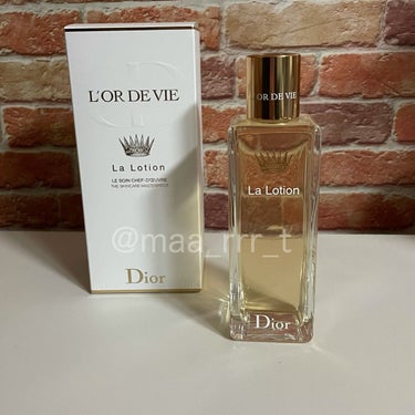 .
▶︎
Dior
☑︎オー・ド・ヴィ ラ ローション
(化粧水)
税込25,300円


アルコールフリー、とろみのある化粧水で
カプチュール、プレステージとはまた
違う香りで芳醇な🍷香り


結構リ