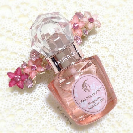 SAKURA BLAN℃ フレグランスネイルケアオイルのクチコミ「桜の香りのネイルオイル🌸🌸
サクラブラン
フレグランスネイルケアオイル
8ml
¥1.....」(2枚目)