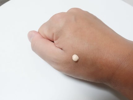 密着カバーファンデーション/GIVERNY/リキッドファンデーションを使ったクチコミ(2枚目)