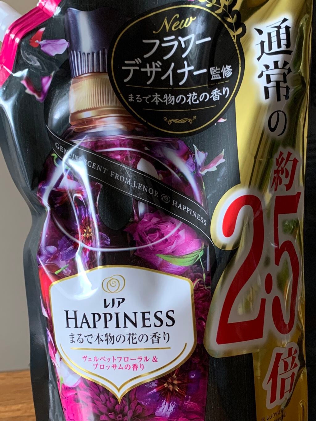 ðžâ± γÏ
κáŒ. à» â±ðž on LIPS ãããæè»å€â£ïžãä»åè²·ã£ãŠããã®ãã¬ãã¢happinessã§ã..ãïŒ1æç®ïŒ