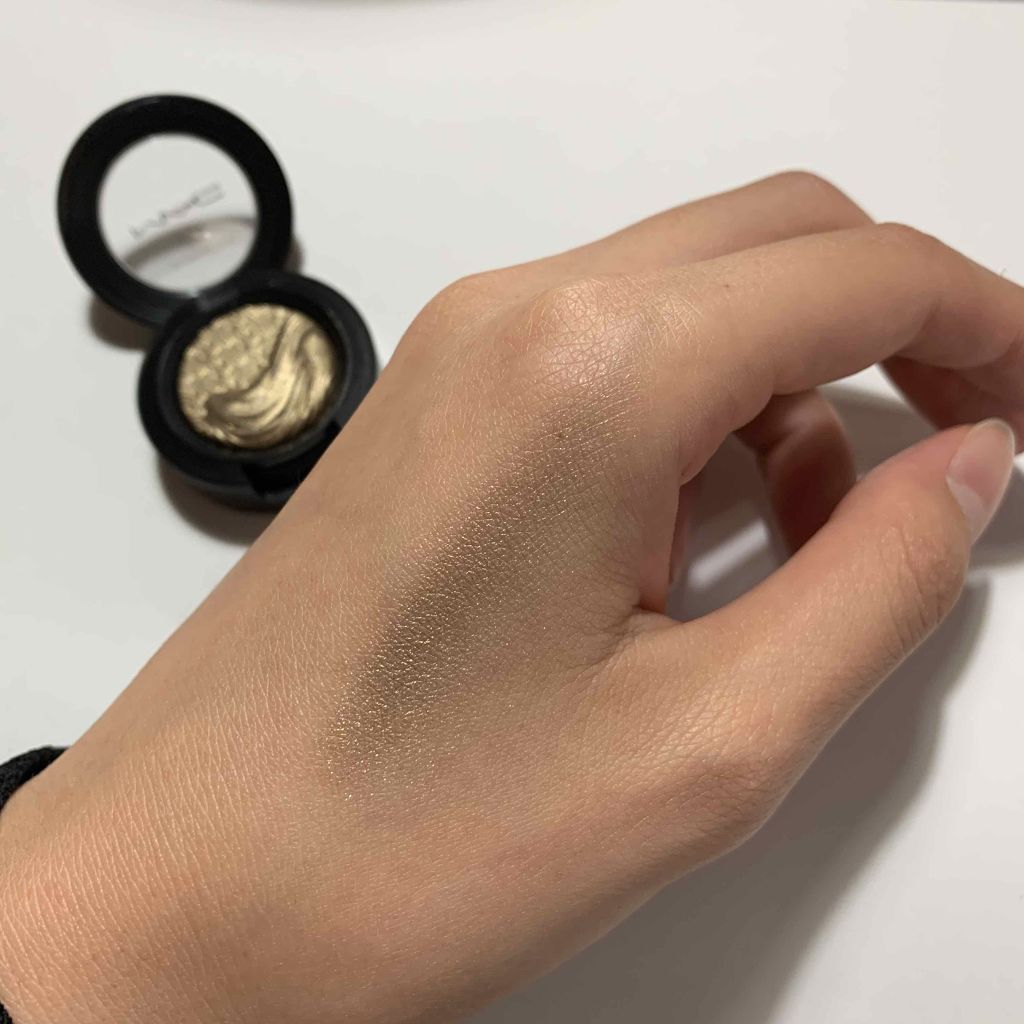 エクストラ ディメンション アイシャドウ/M・A・C/単色アイシャドウを使ったクチコミ(2枚目)