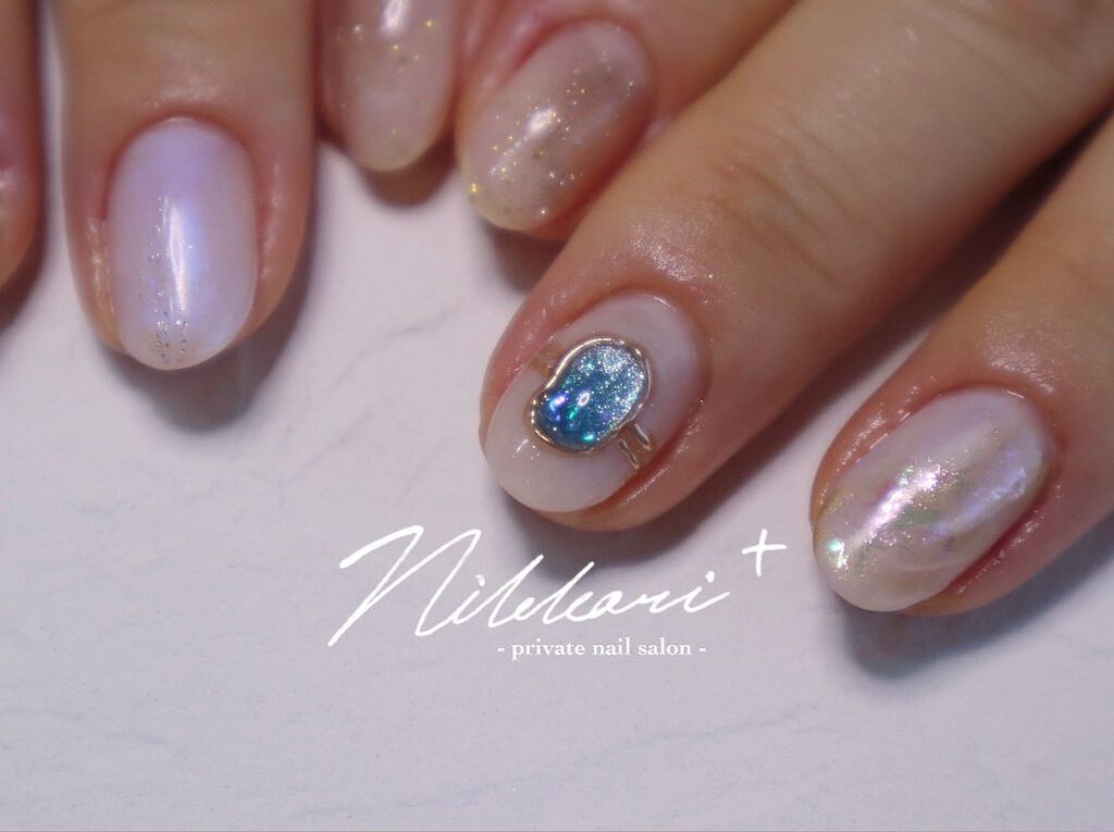 #マグネットネイル,#ジェルネイル,#宝石ネイル,#セルフネイルのネイルデザイン