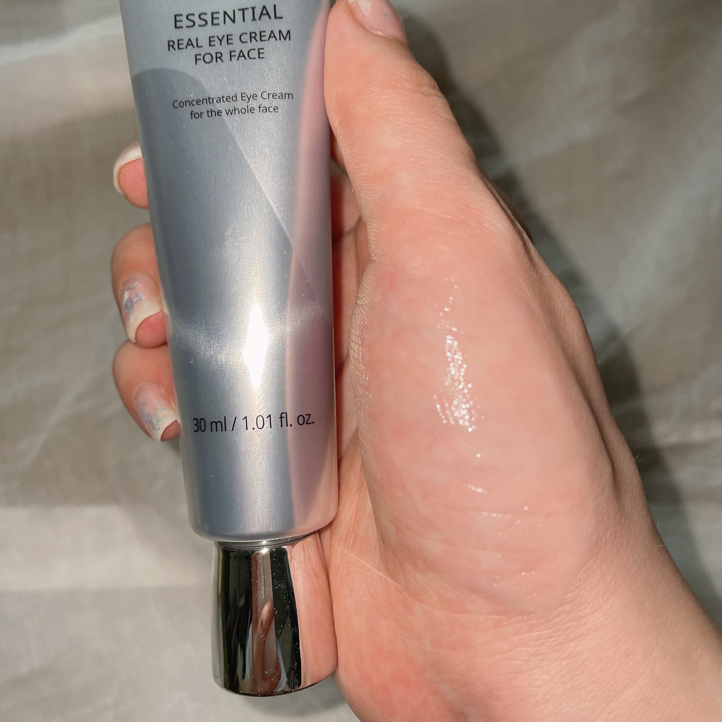 エッセンシャル リアル アイクリーム フォーフェイス/AHC/アイケア・アイクリームを使ったクチコミ(2枚目)