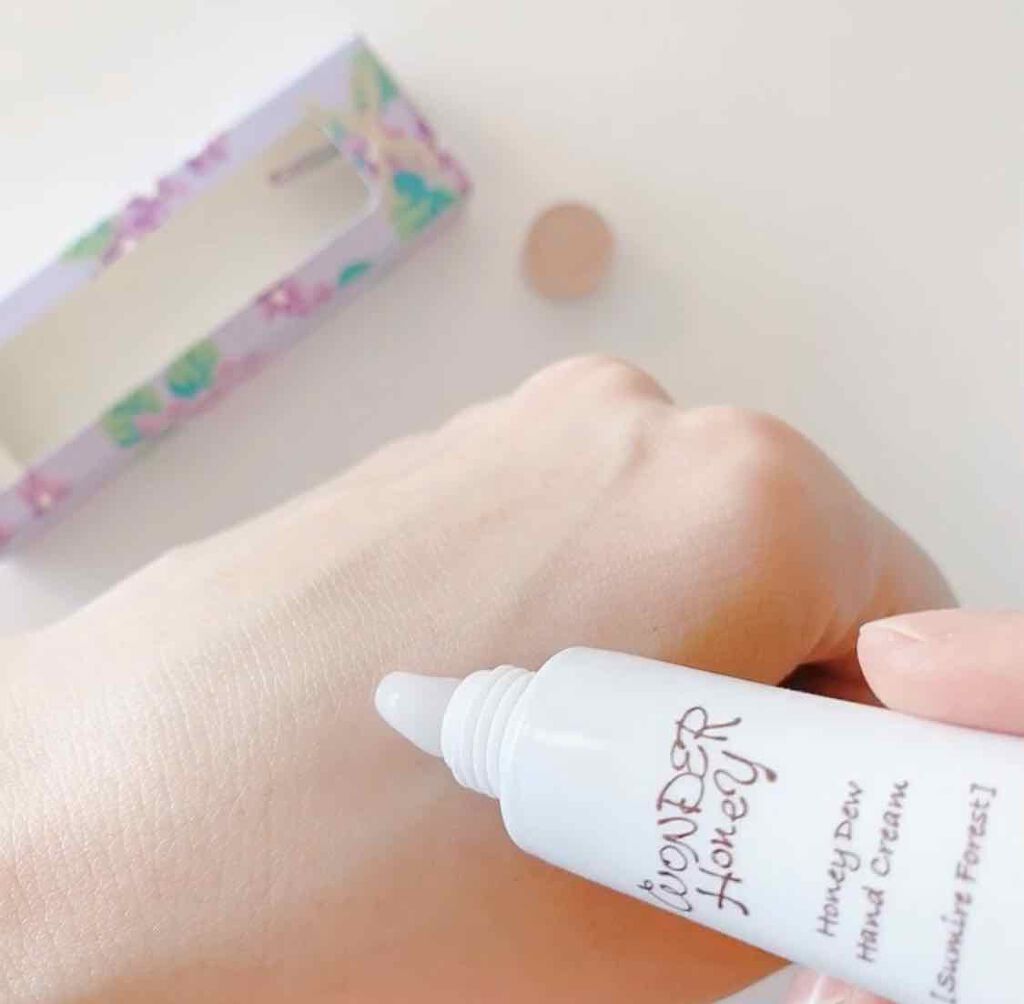 ワンダーハニー はちみつの森のハンドクリームギフト/VECUA Honey/トライアルキットを使ったクチコミ(3枚目)