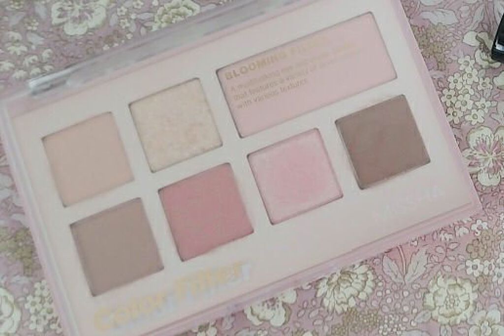 カラーフィルターシャドウパレット(ラインフレンズエディション)/MISSHA/アイシャドウパレットを使ったクチコミ(1枚目)