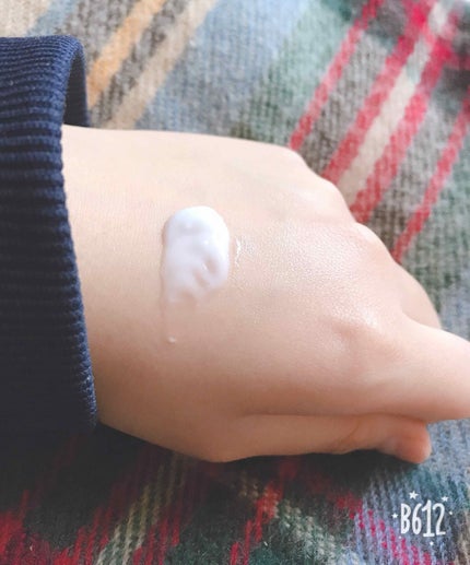 尿素スキンクリーム/ロッシ/ボディクリームを使ったクチコミ(4枚目)