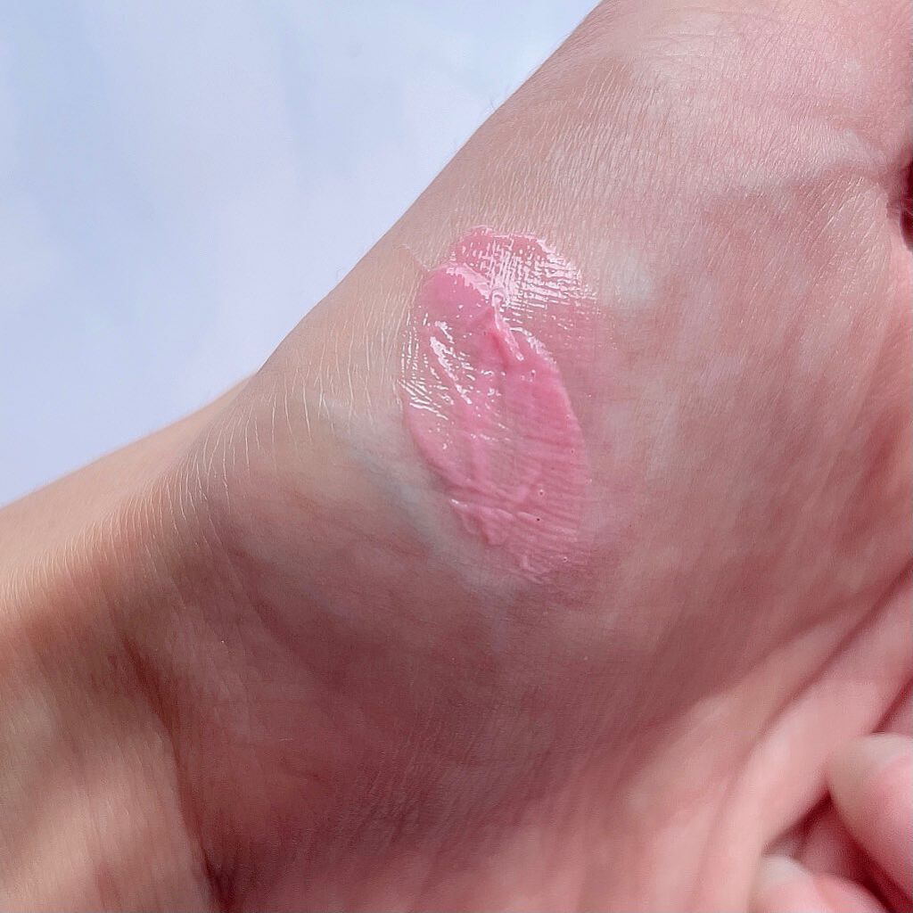 ～トゥー フェイスド ハングオーバー～ ピロー バーム リップ トリートメント/Too Faced/リップ美容液を使ったクチコミ（2枚目）