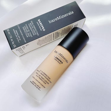 bareMinerals ベアプロ 24HR リキッド ファンデーションのクチコミ「ベアミネラルのベアプロシリーズから
ベアプロ 24HR リキッド ファンデーションが誕生♥
3.....」（3枚目）