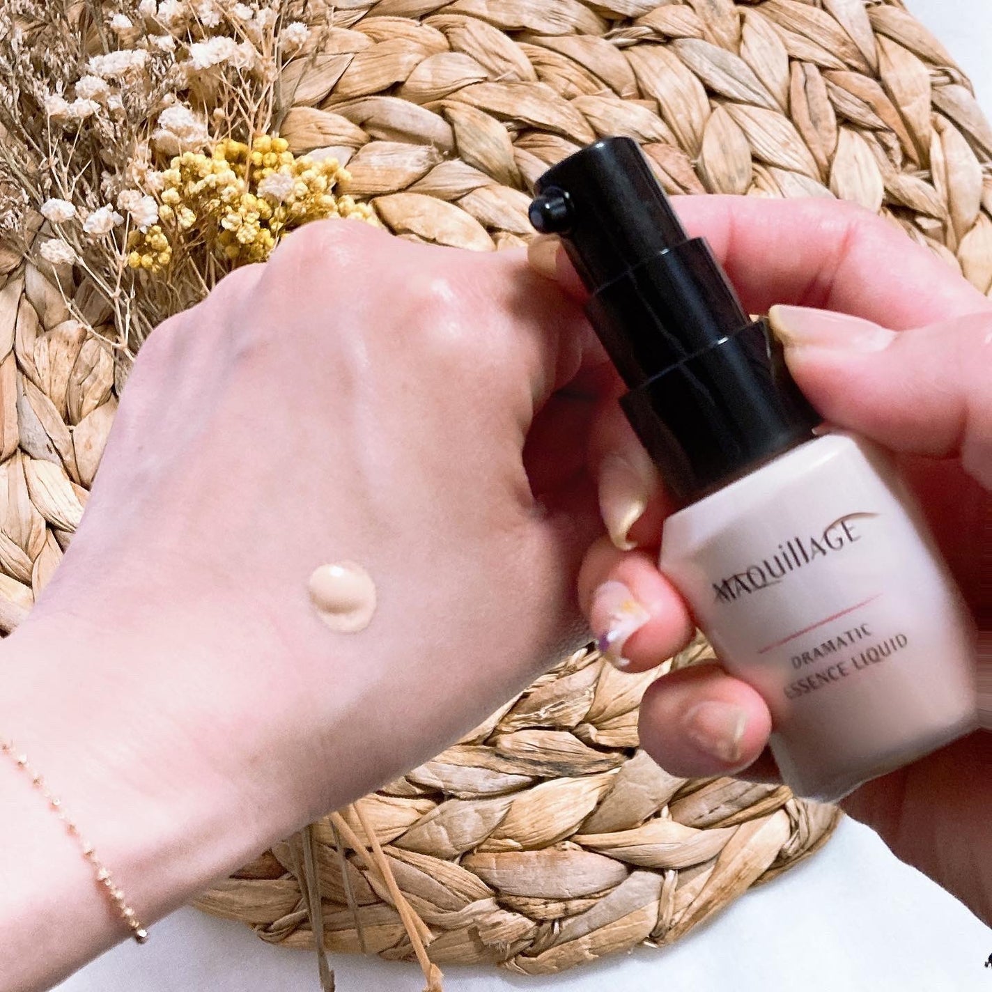 ドラマティックエッセンスリキッド/マキアージュ/リキッドファンデーションを使ったクチコミ(3枚目)