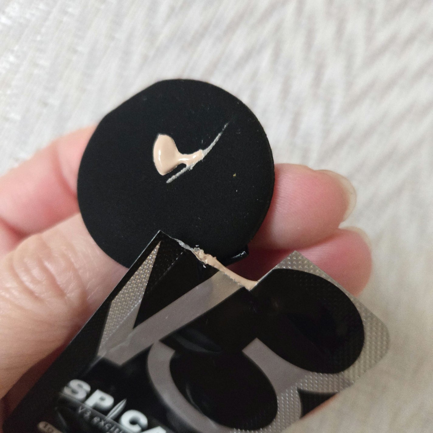 V3 エキサイティングファンデーション/SPICARE/クッションファンデーションを使ったクチコミ(1枚目)