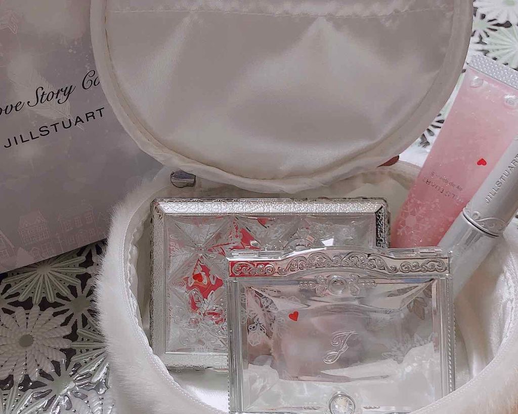 ホワイトラブストーリー コレクション (クリスマスコフレ 2018)/JILL STUART/メイクアップキットを使ったクチコミ（1枚目）