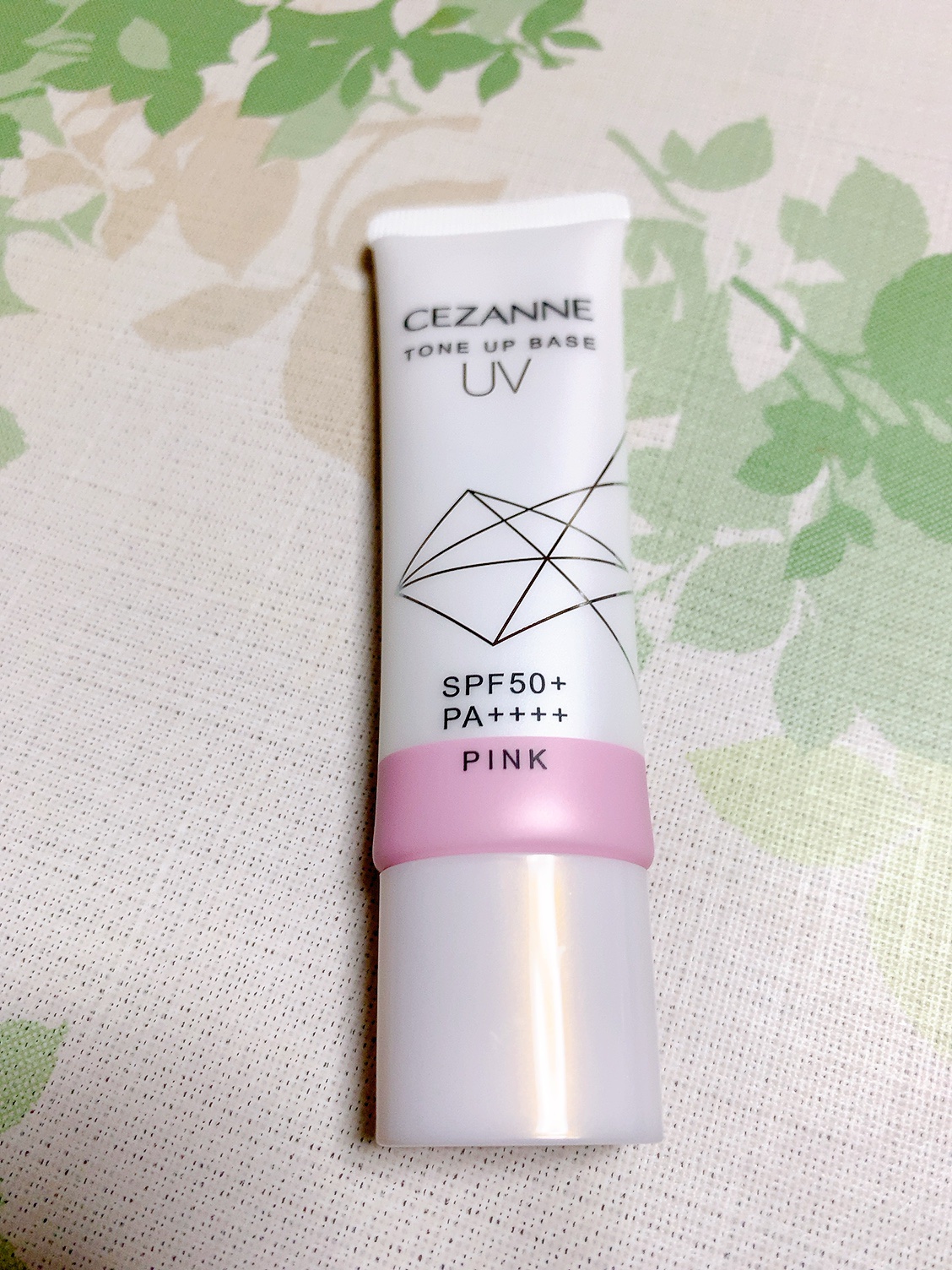 UVトーンアップベース/CEZANNE/化粧下地を使ったクチコミ（2枚目）