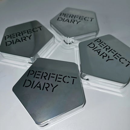 スターダストダイヤモンドハイライトパウダー/PERFECT DIARY/パウダーハイライトを使ったクチコミ(6枚目)