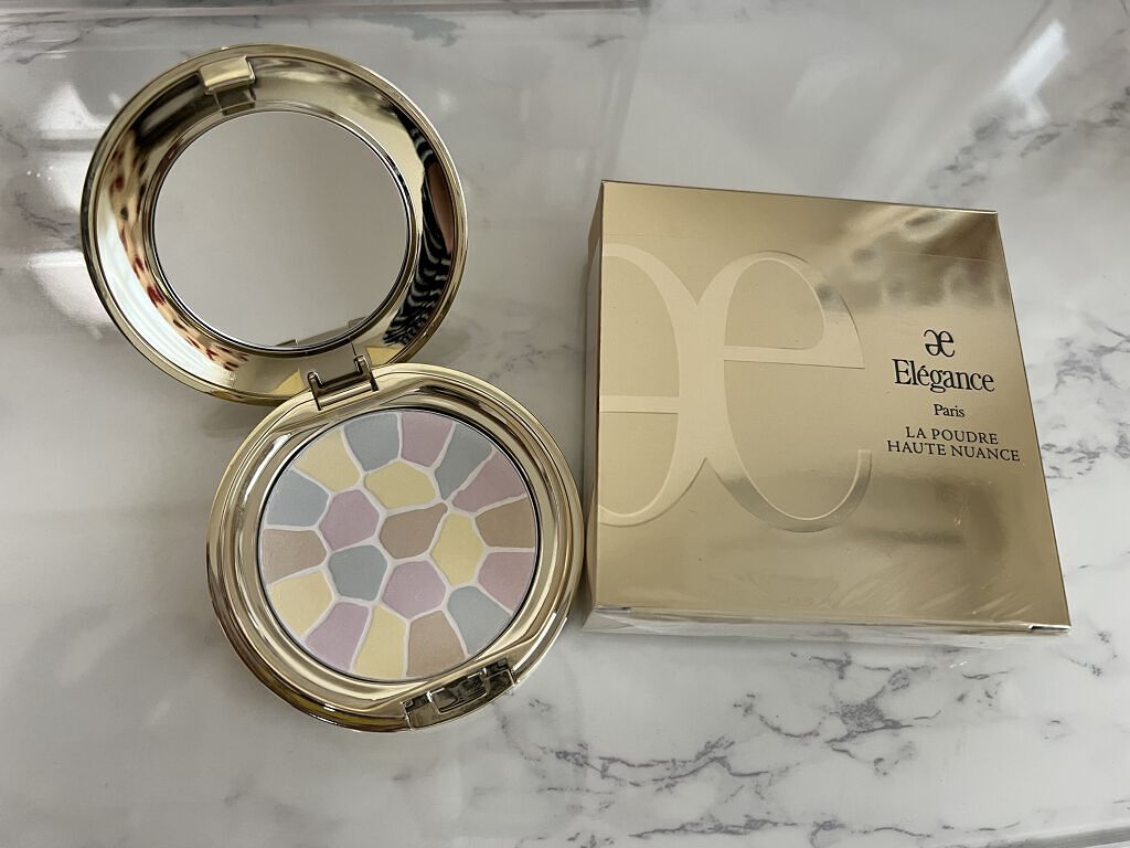 ラ プードル オートニュアンス/Elégance/プレストパウダーを使ったクチコミ（1枚目）