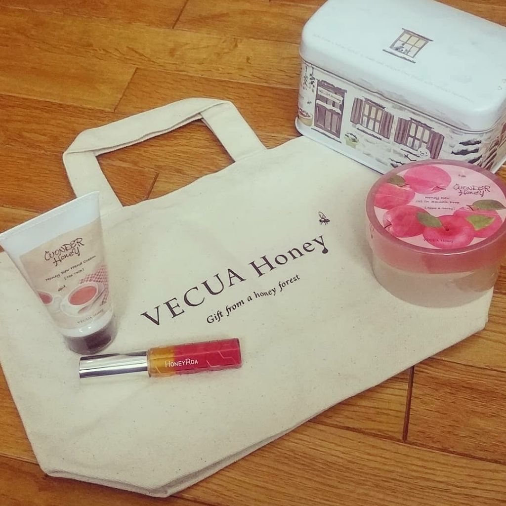 ワンダーハニー とろとろハンドクリーム 林檎はちみつ/VECUA Honey/ハンドクリームを使ったクチコミ（1枚目）