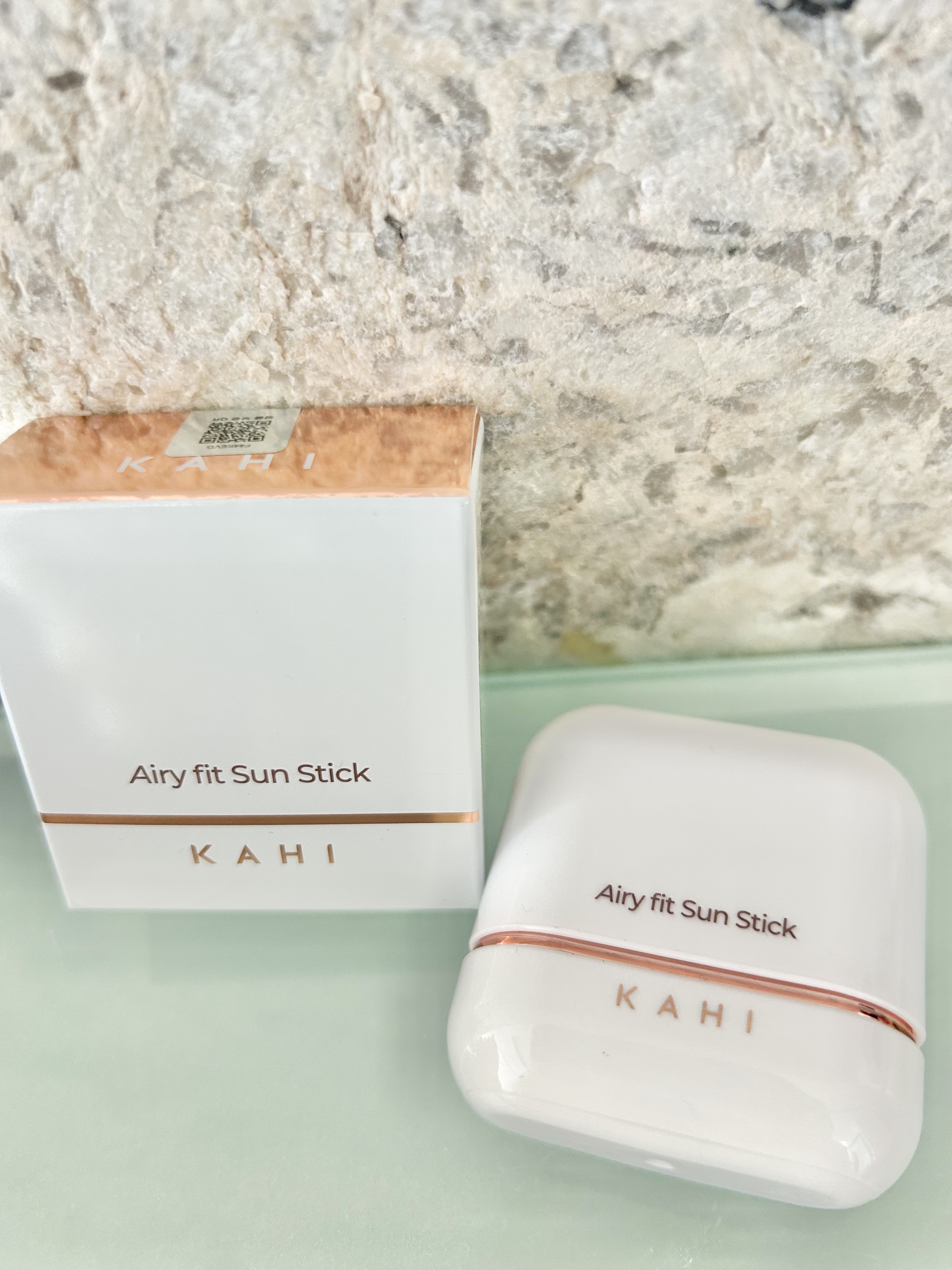 エアリーフィットサンスティック/KAHI/日焼け止めスティックを使ったクチコミ（1枚目）