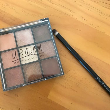 UR GLAM　BLOOMING EYE COLOR PALETTE/U R GLAM/パウダーアイシャドウを使ったクチコミ（2枚目）