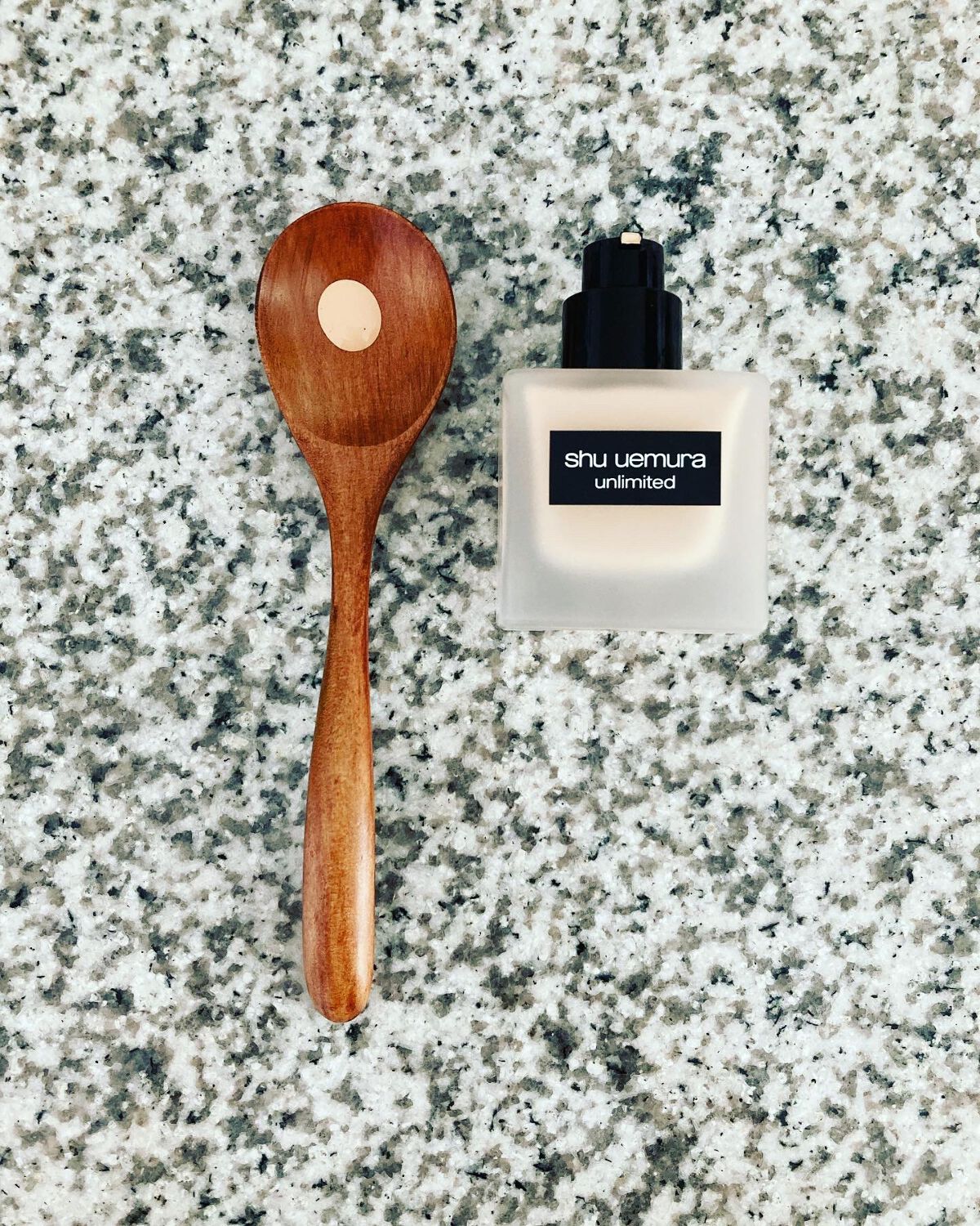 （旧）アンリミテッド ラスティング フルイド/shu uemura/リキッドファンデーションを使ったクチコミ（2枚目）