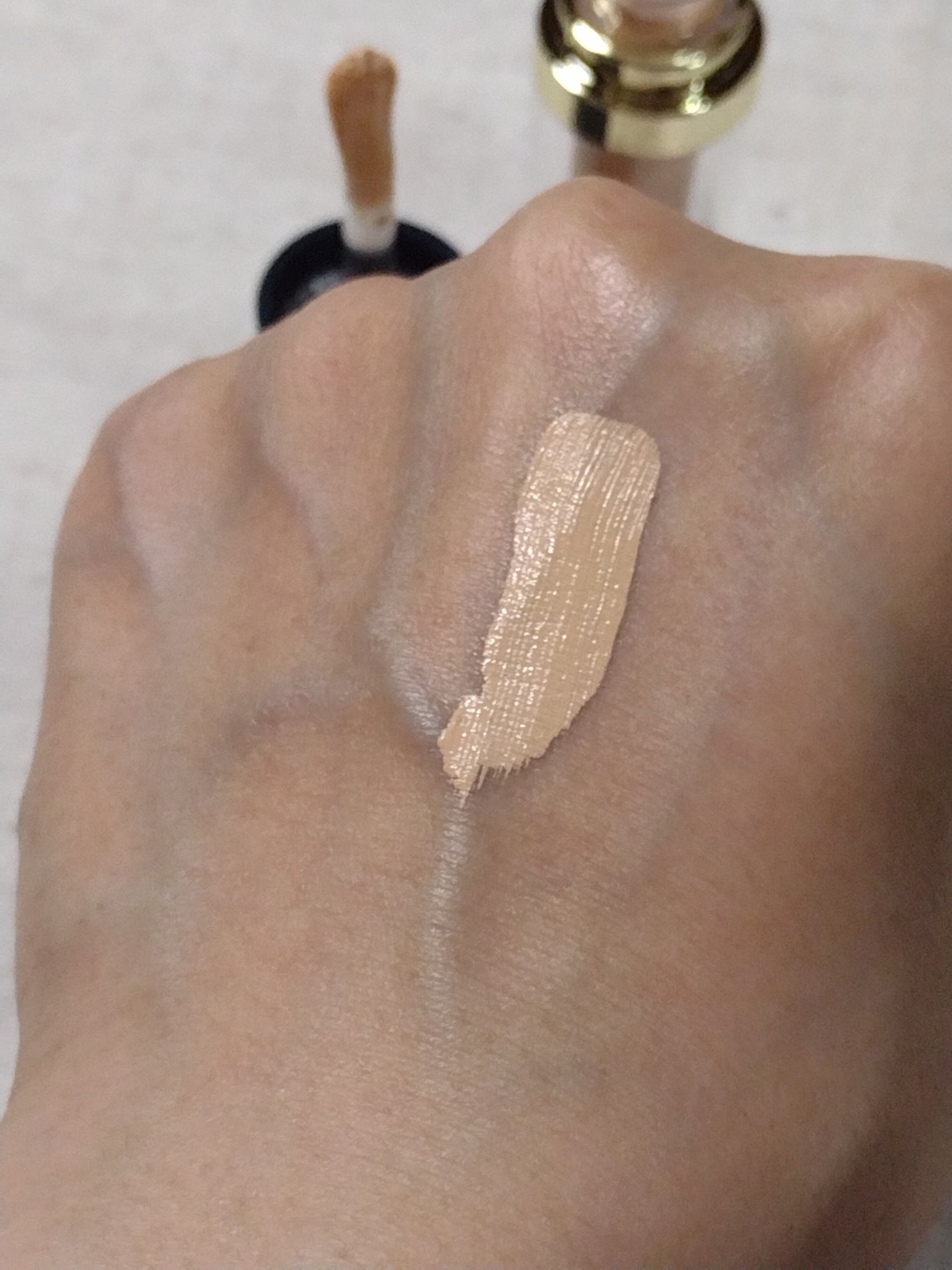 タトゥーウォータープルーフスカーコンシーラー/フォレンコス/リキッドコンシーラーを使ったクチコミ(4枚目)