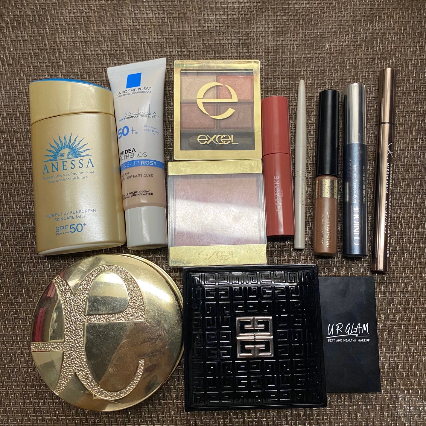 スキニーリッチシャドウ/excel/アイシャドウパレットを使ったクチコミ(3枚目)