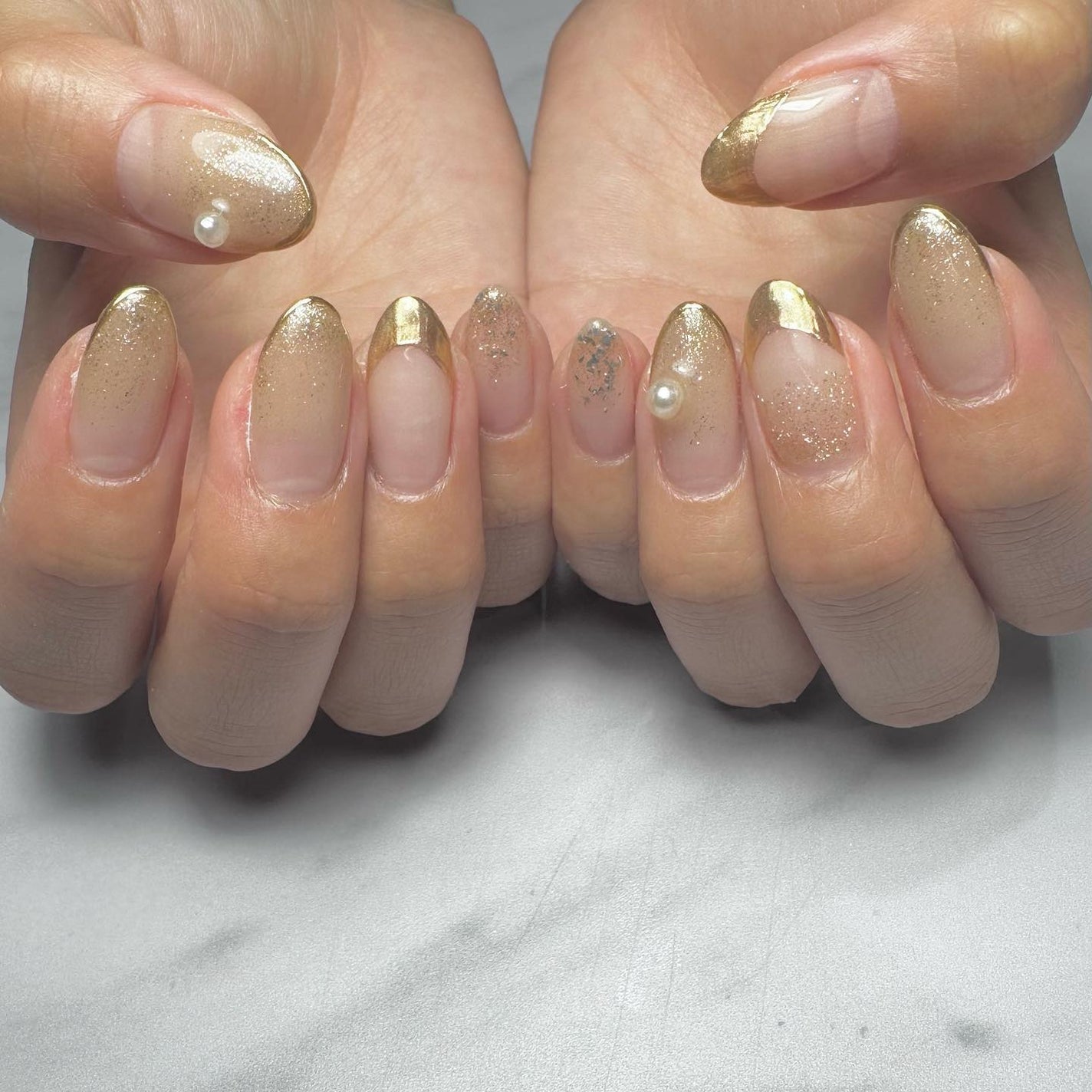 kanna on LIPS 「・・・𝐁𝐞𝐢𝐠𝐞×𝐏𝐞𝐚𝐫𝐥🐚.*。゚ぽこんとした球体パールが..」(1枚目)