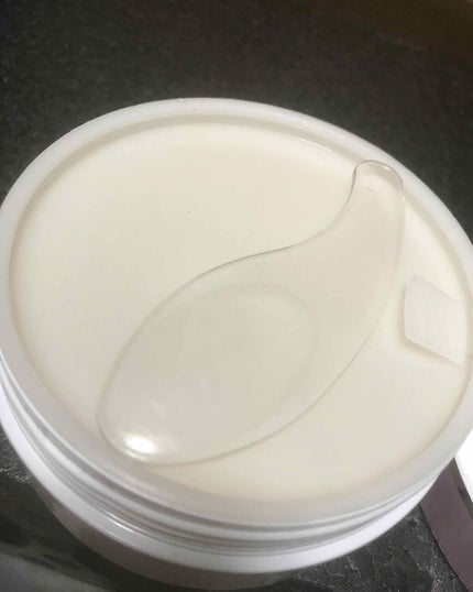 ちかっぴ on LIPS 「こんばんは🌆ちかっぴです⭐️本日は新大久保で発見した謎のアイパ..」(2枚目)