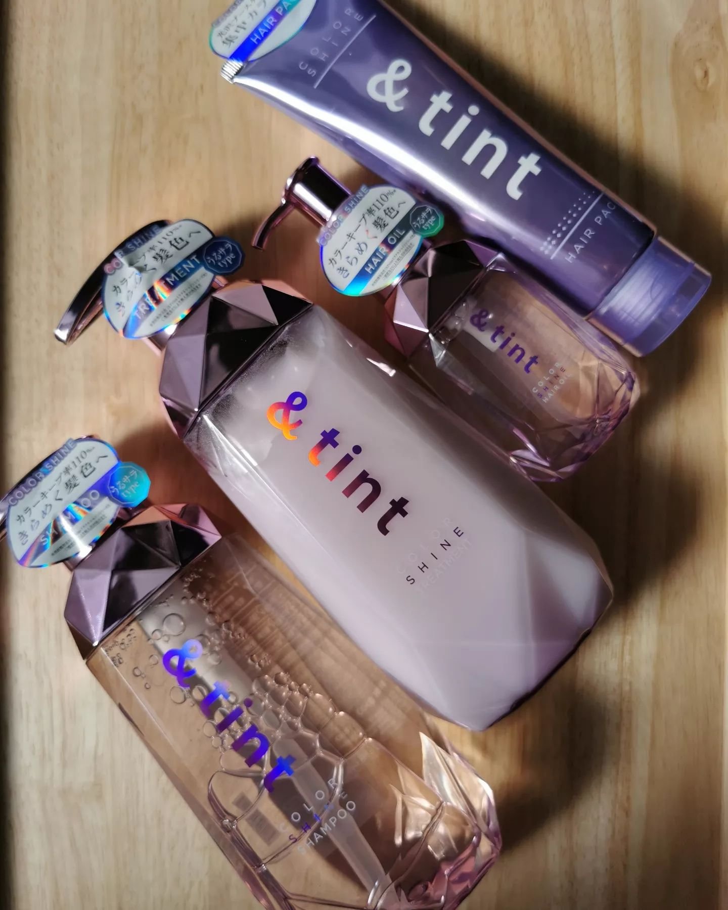 アンドティント カラーシャイン シャンプー/ヘアトリートメント ヘアトリートメント（415g）/&tint/市販シャンプーを使ったクチコミ（1枚目）