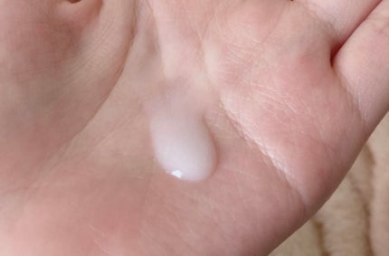 カラミー カラミンノーセバムジェル/Calamee/フェイスクリームを使ったクチコミ(3枚目)