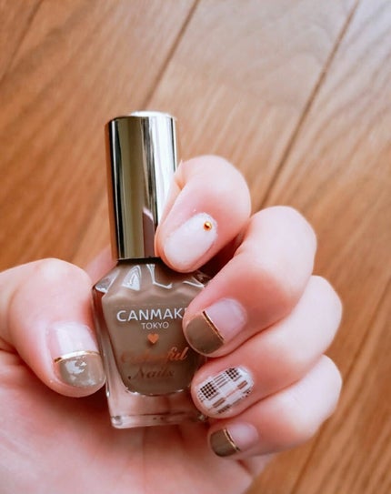 カラフルネイルズ/キャンメイク/マニキュアを使ったクチコミ(2枚目)