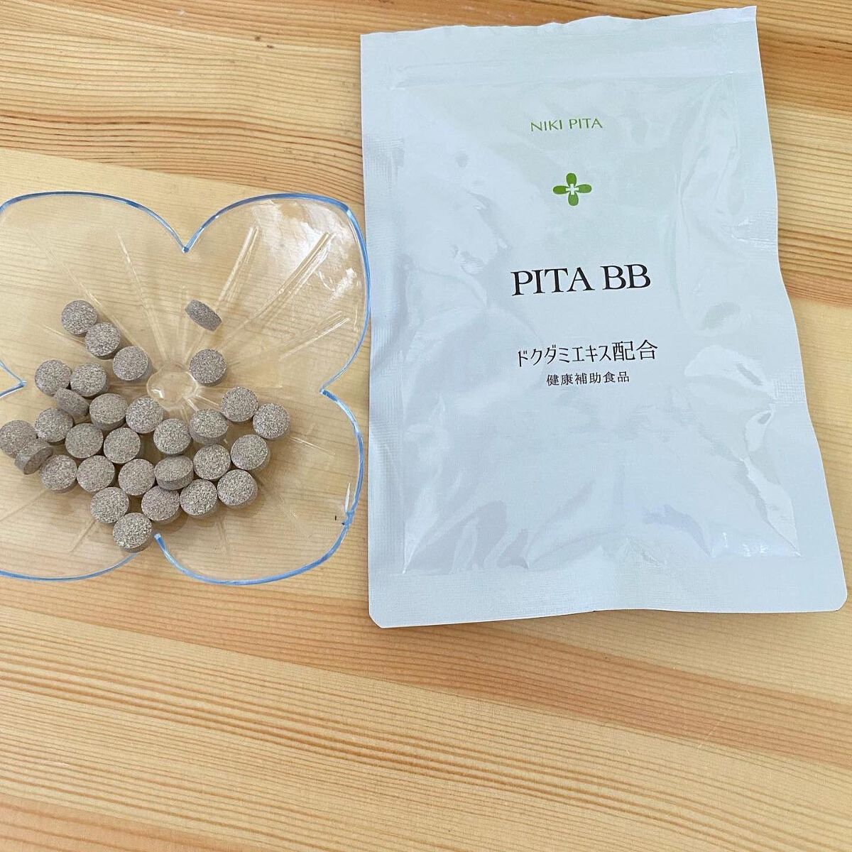 pikopiko on LIPS 「大人のニキビに@nikipita.official100人いれ..」(4枚目)